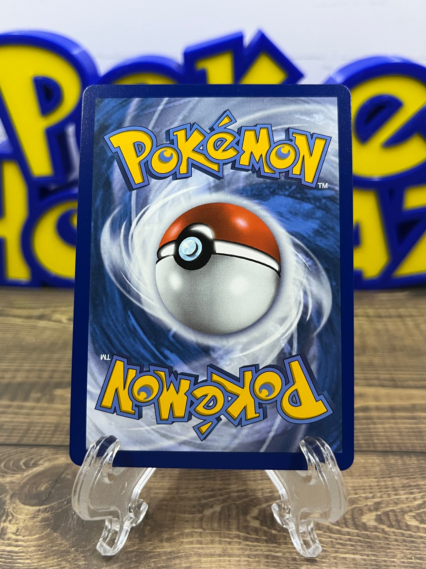 Pokémon Center Lady - 185/185