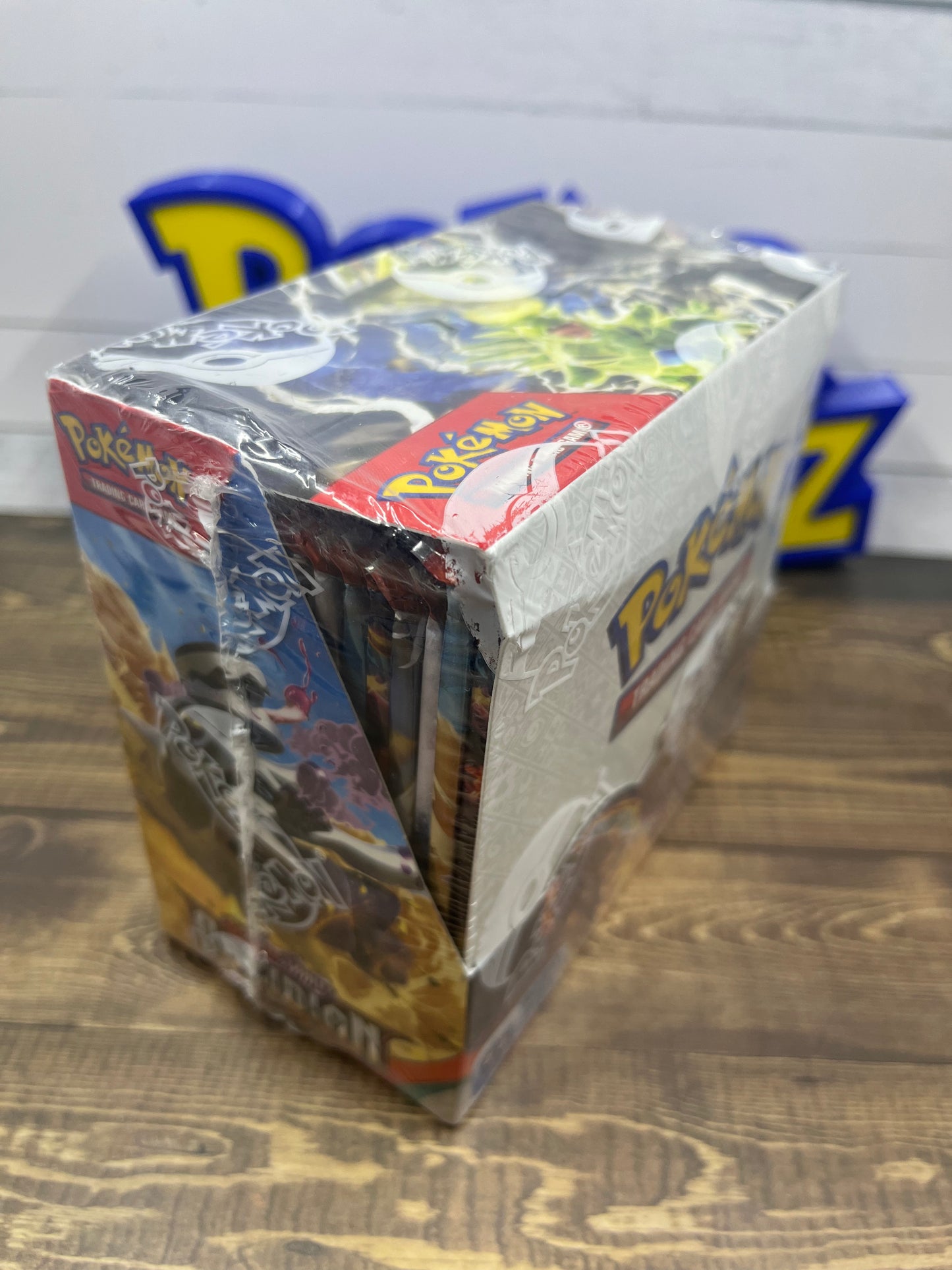 Obsidian Flames Booster Box (36 packs)