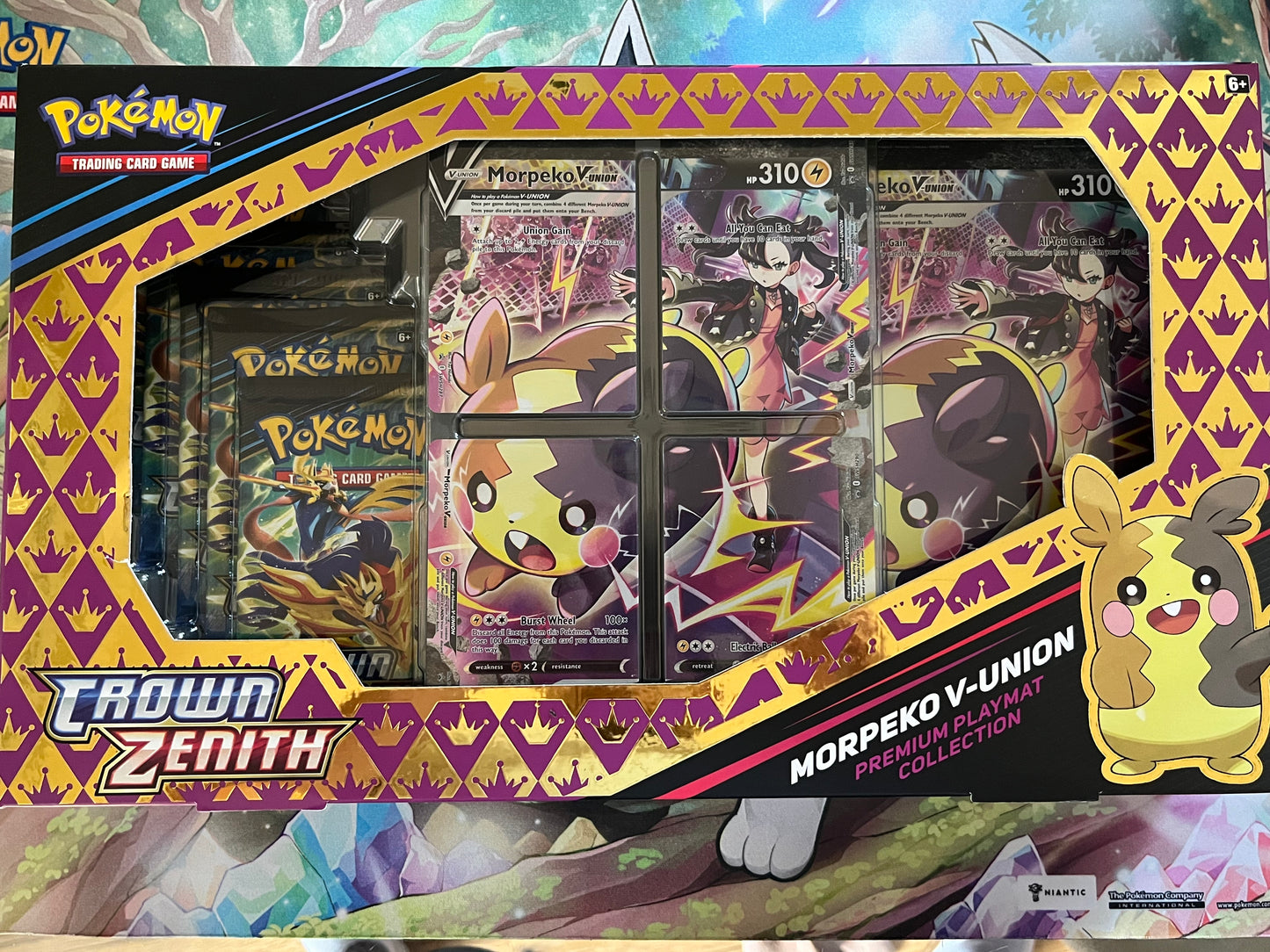 Crown Zenith Premium Playmat Collection (Morpeko V-UNION)