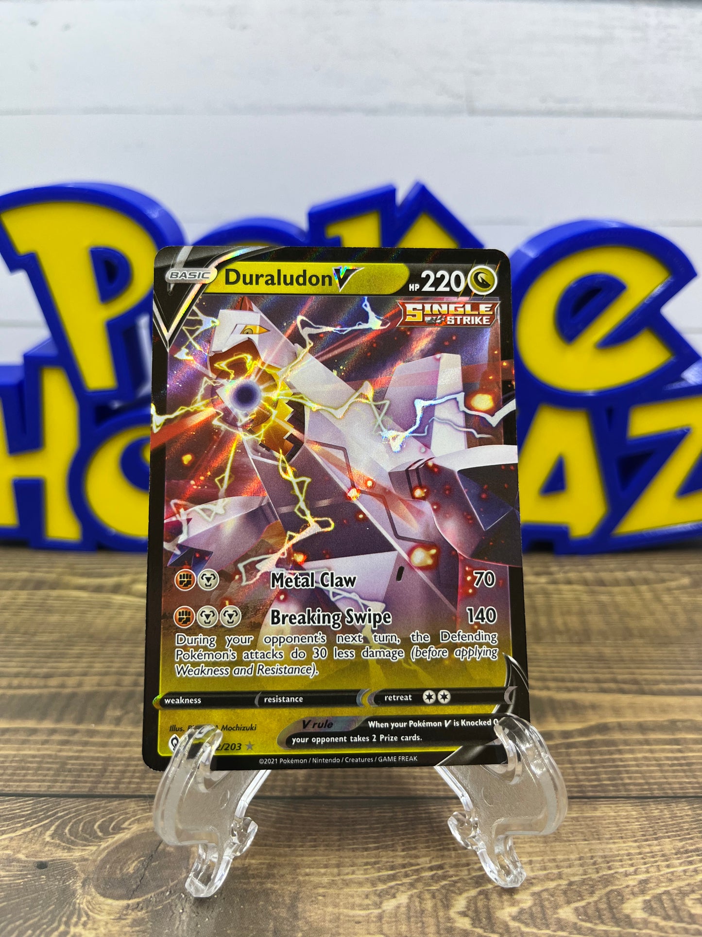 Duraludon V - 122/203