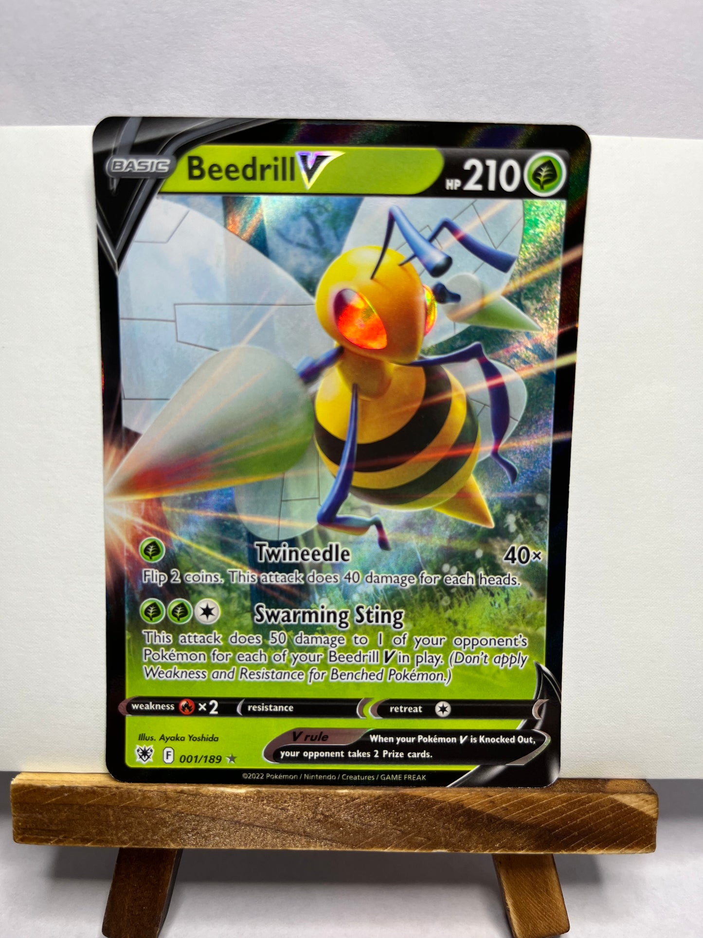 Beedrill V - 001/189