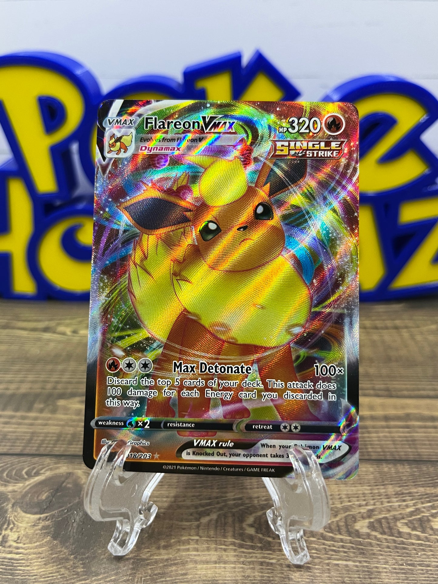 Flareon VMax - 018/203